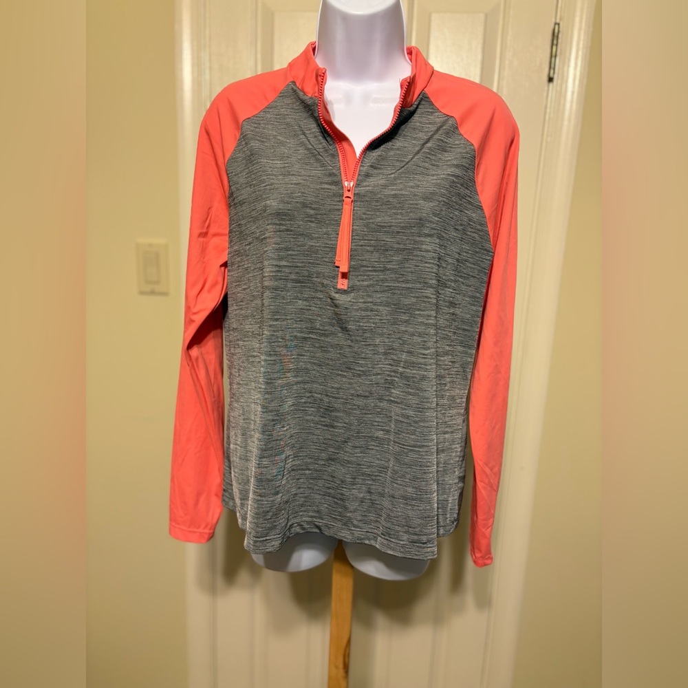 NWOT DSG Woman’s Heather Gray and Orange Athletic Pullover, Size: XL